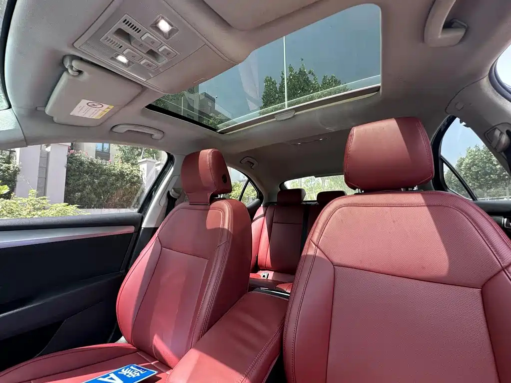 SKODA SUPERB 2018