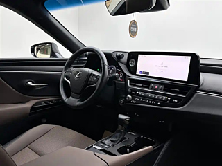 LEXUS ES  2022 YEAR 300H EXCELLENCE 2022