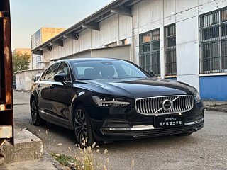 VOLVO S90 2025