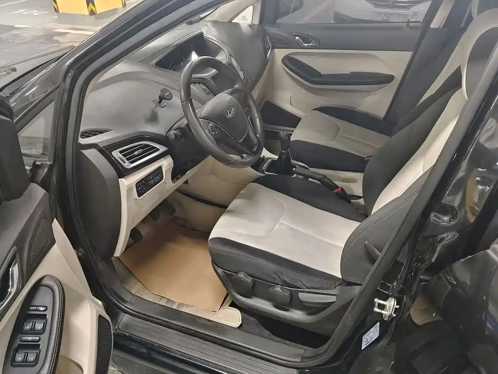 CHERY ARRIZO M7 2015
