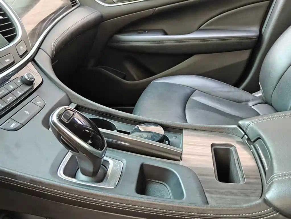 BUICK LACROSSE 2020