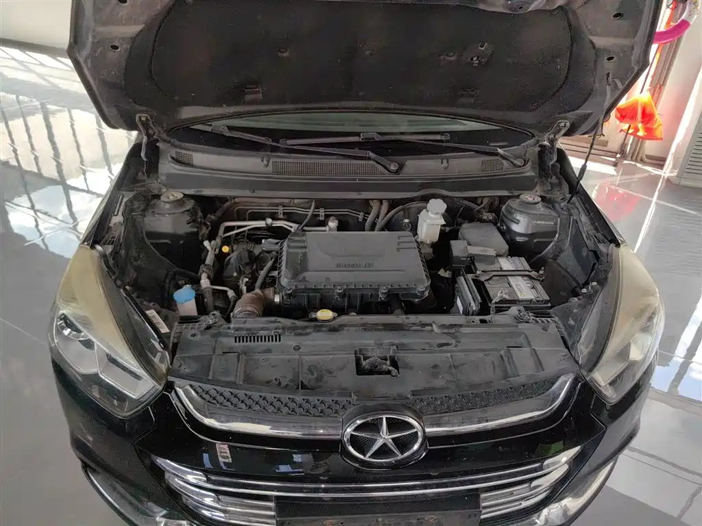 JAC REFINE S2 2015