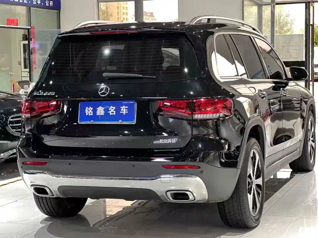 MERCEDES BENZ GLB 2022