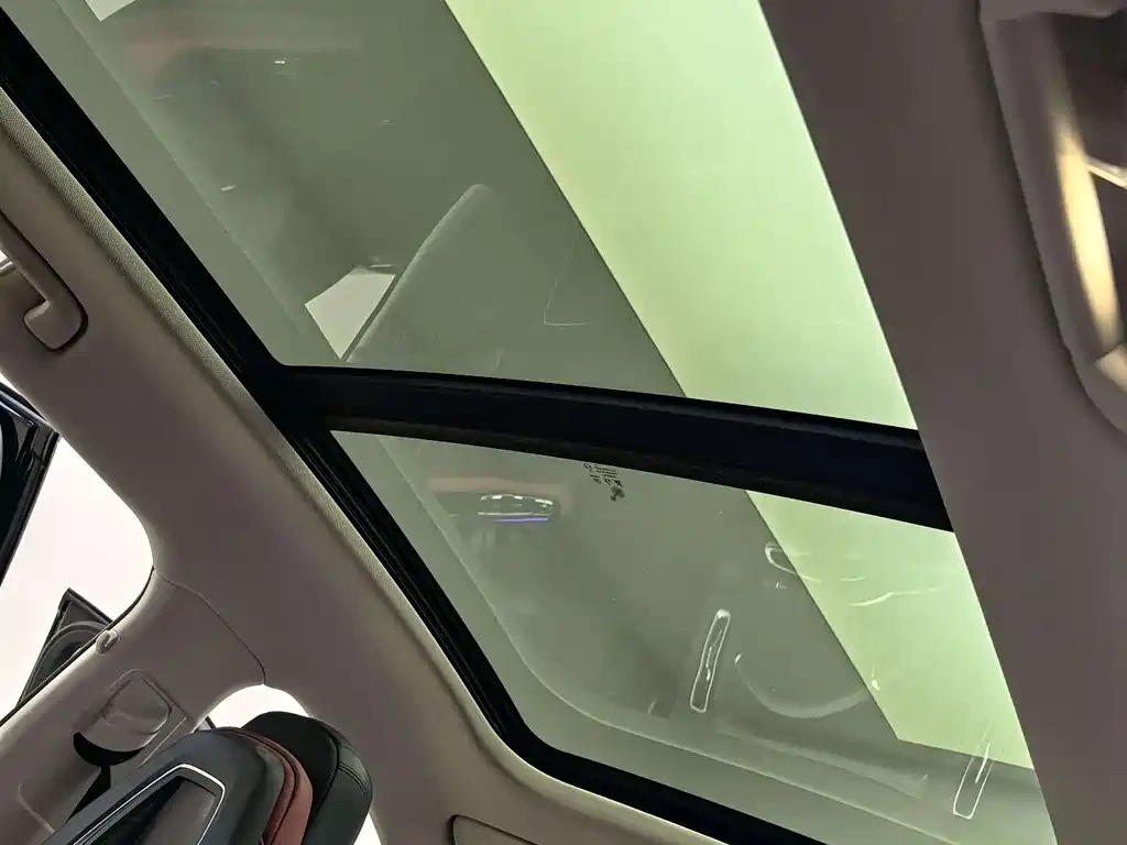 HONGQI HS3 2024
