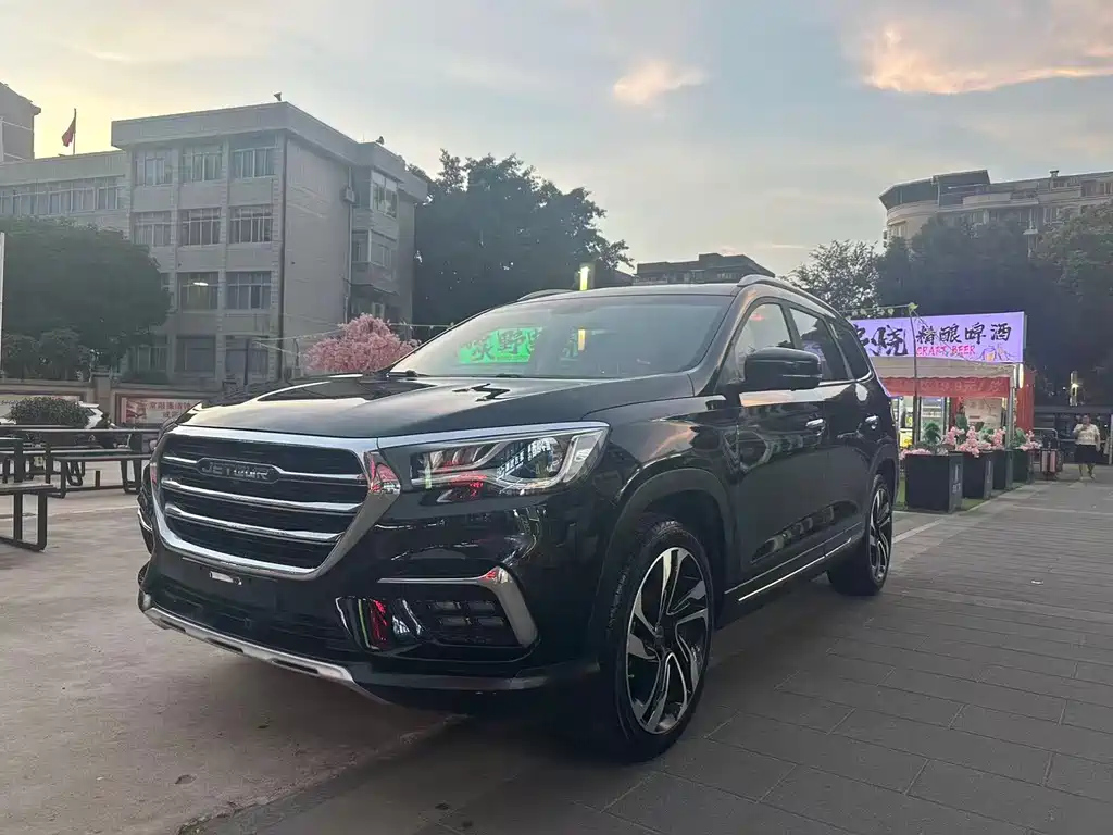 JETOUR X90 2020