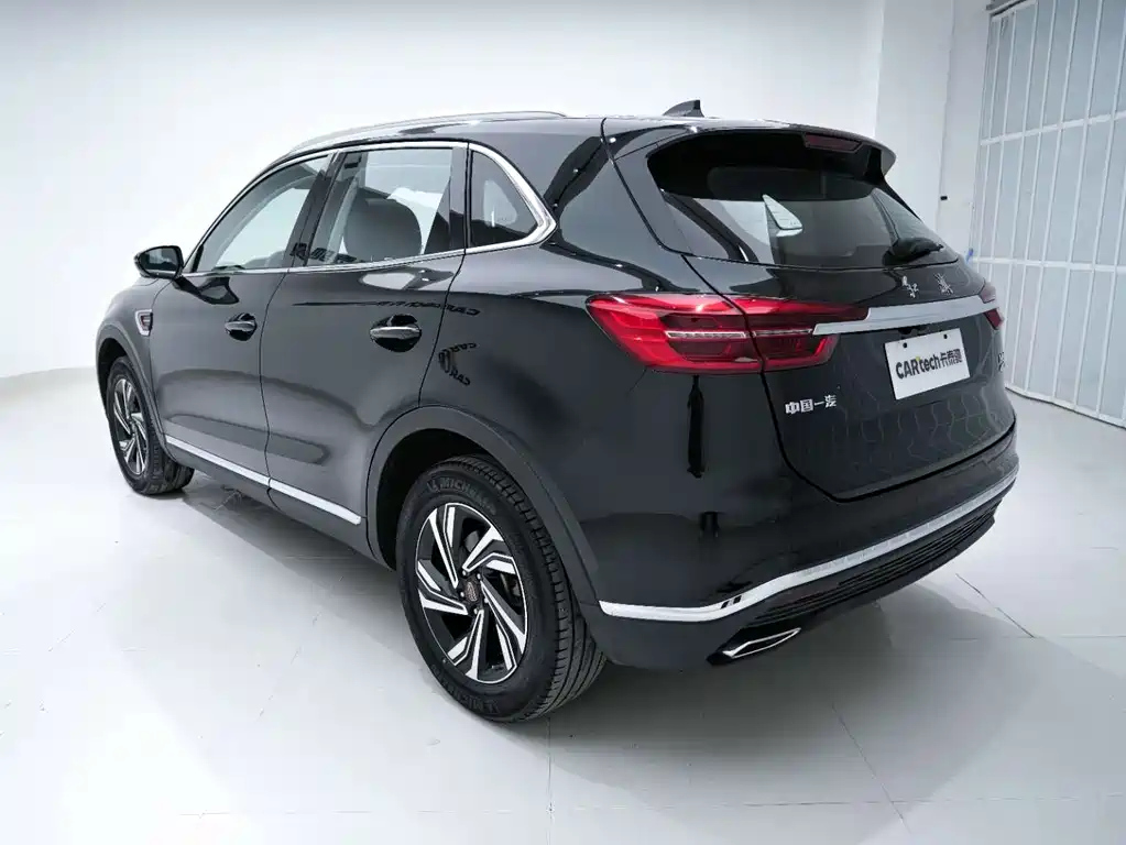 HONGQI HS5 2022