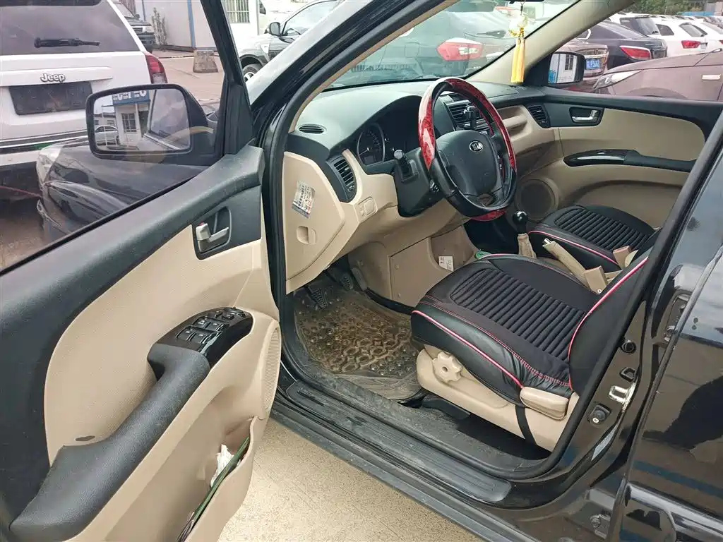 KIA SPORTAGE 2013