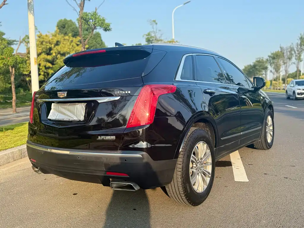 CADILLAC XT5 2018