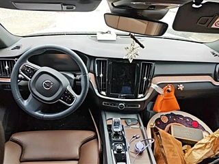 VOLVO S60 2022 YEAR B4 DELUXE EDITION 2022