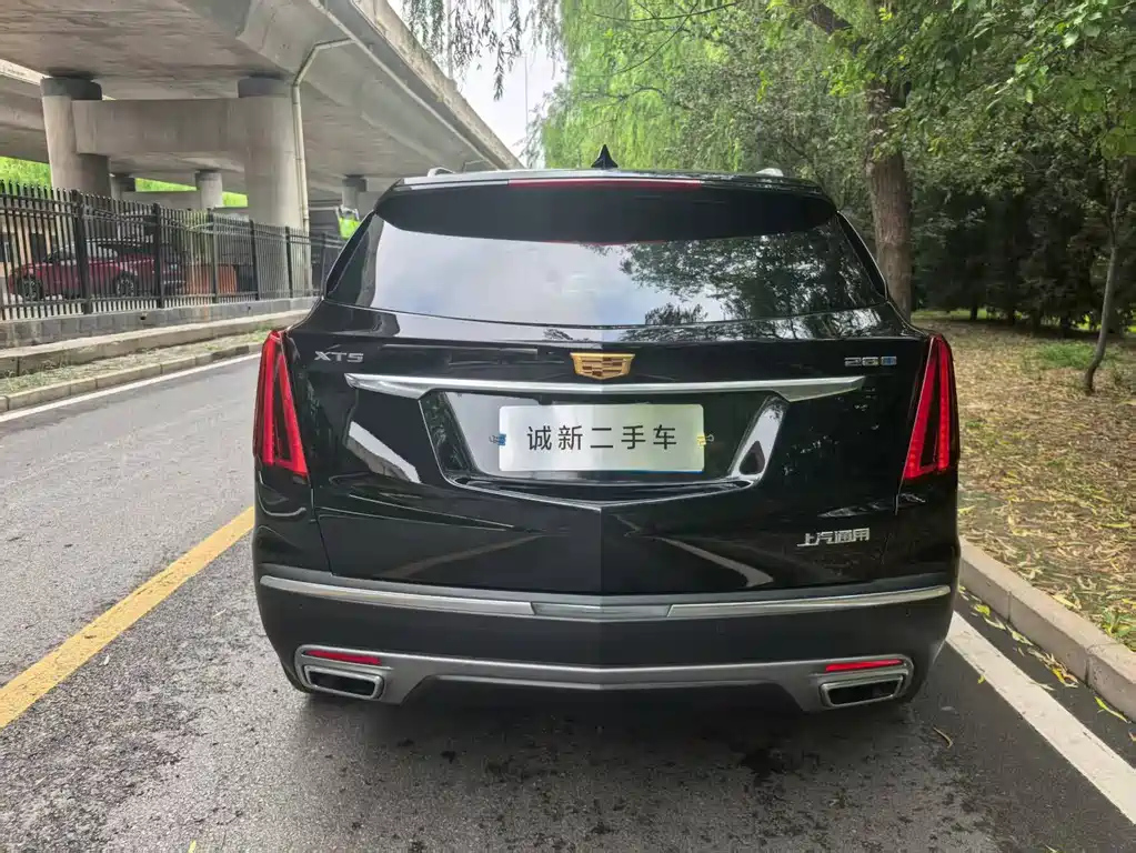 CADILLAC XT5 2022