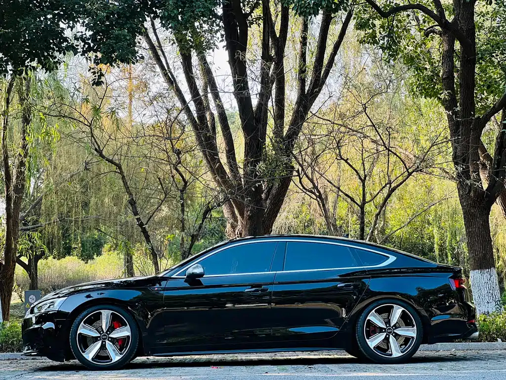 AUDI A5 2019