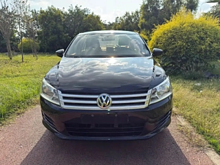 VOLKSWAGEN SANTANA 2014