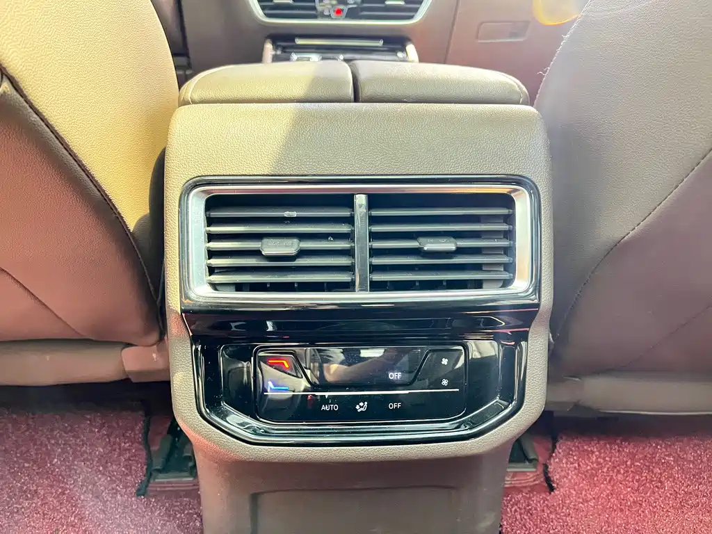 VOLKSWAGEN VILORAN 2022