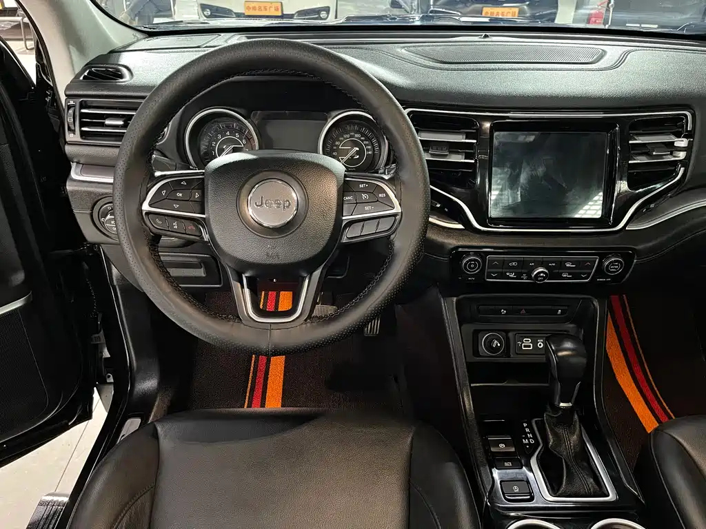 JEEP BIG 指挥官 2020