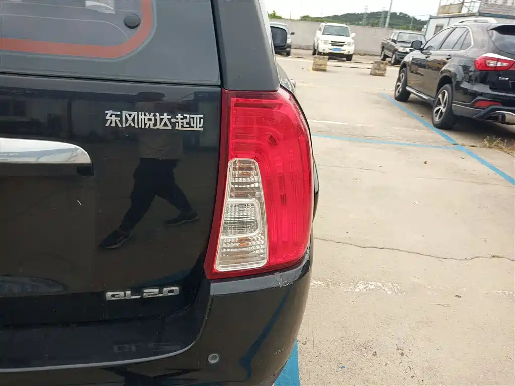 KIA SPORTAGE 2013
