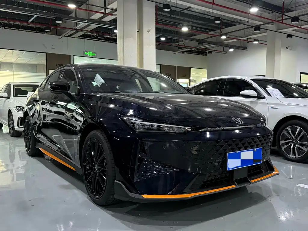 CHANGAN UNI-V 2025