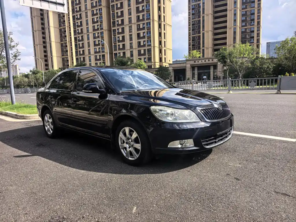 SKODA OCTAVIA 2013