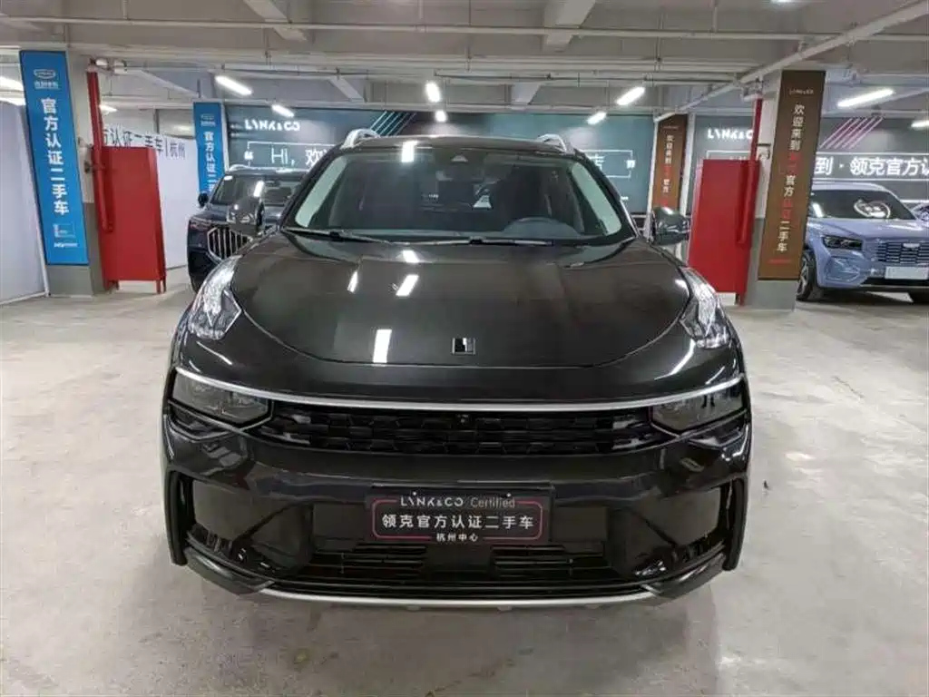 LYNK&CO 01 2021