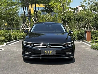VOLKSWAGEN MAGOTAN 2023
