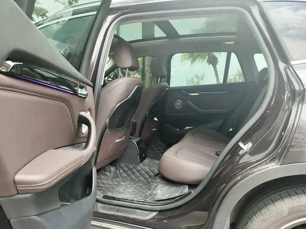 BMW X1 2021