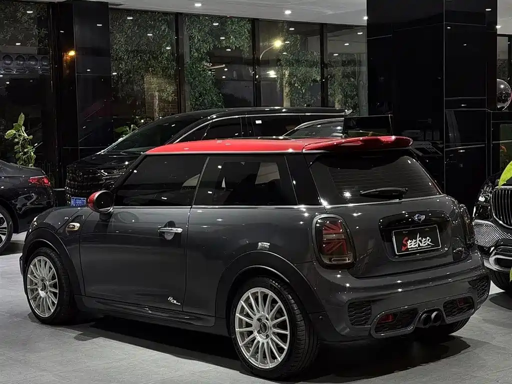 MINI JCW 2017