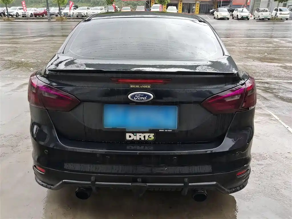 FORD FOCUS 2012