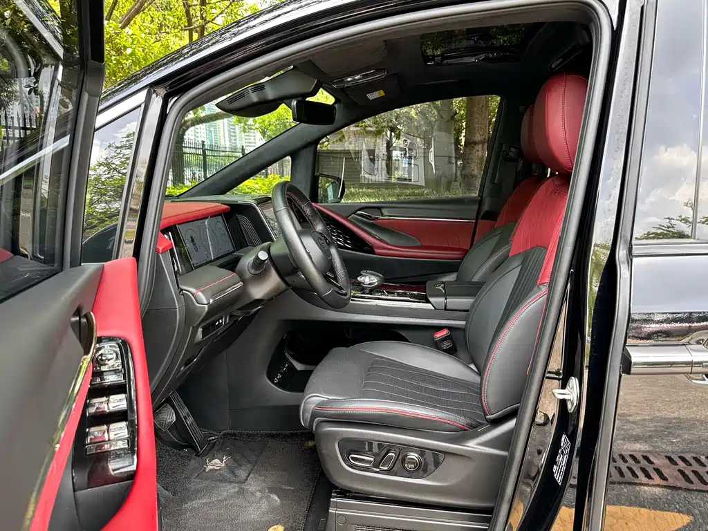 TRUMPCHI M8 2023