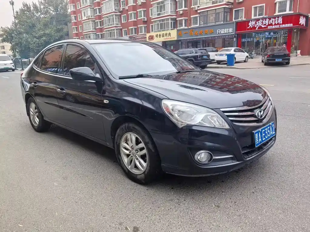 HYUNDAI CELESTA 2012