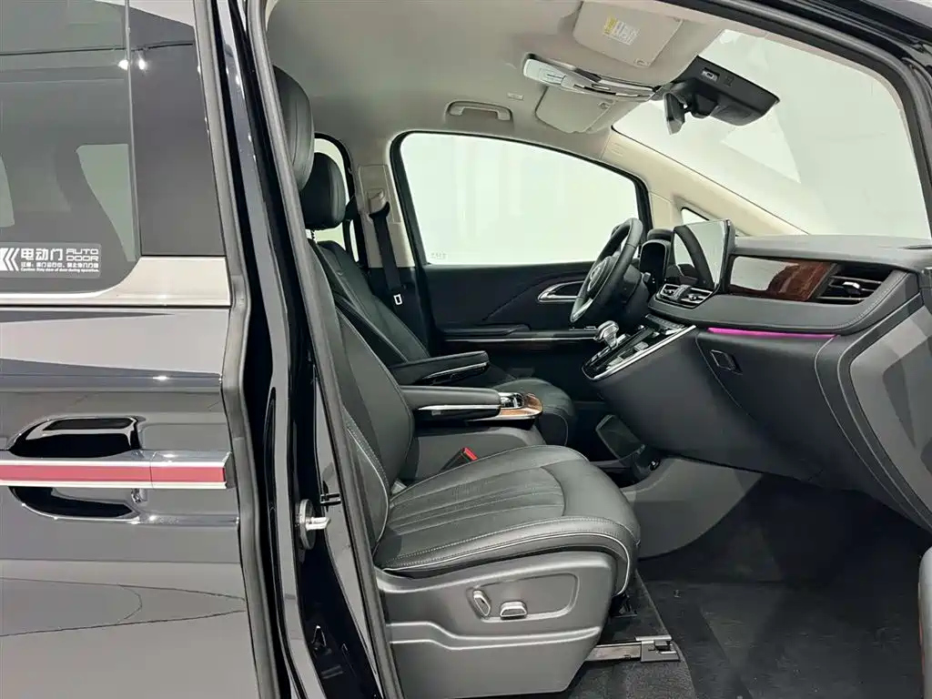 HONGQI HQ9 2023