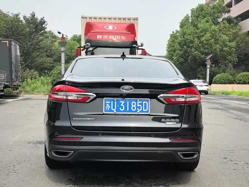 FORD MONDEO 2020