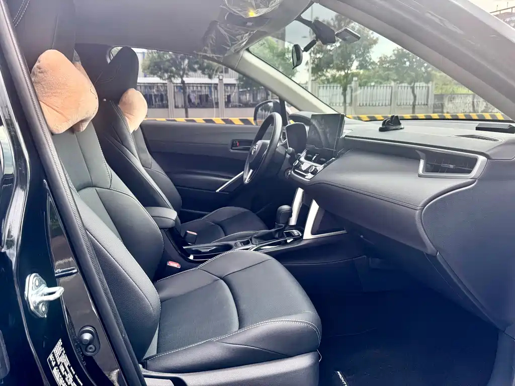 TOYOTA FRONTLANDER 2024