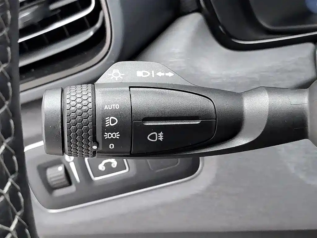 LYNK&CO 02 HATCHBACK 2022