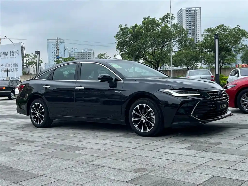 TOYOTA AVALON 2023