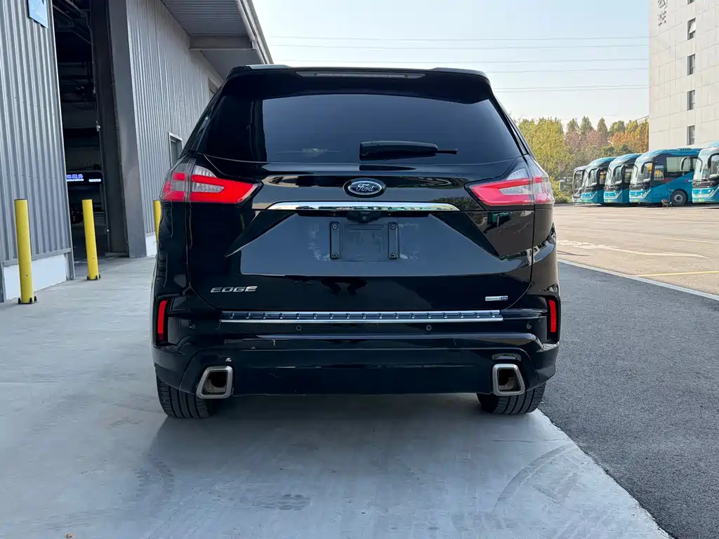 FORD EDGE 2021
