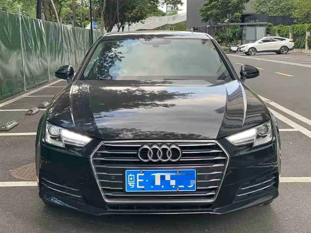 AUDI A4L 2019