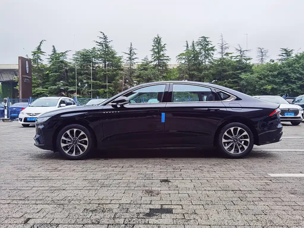 LINCOLN Z 2025