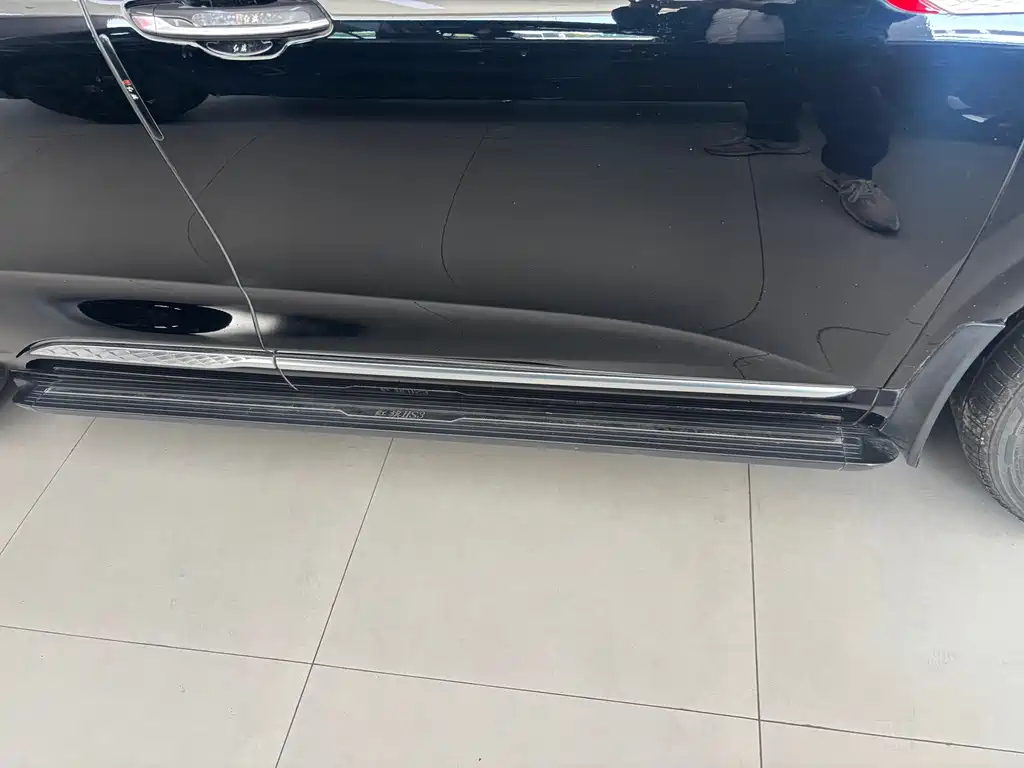 HONGQI HS3 PHEV 2024