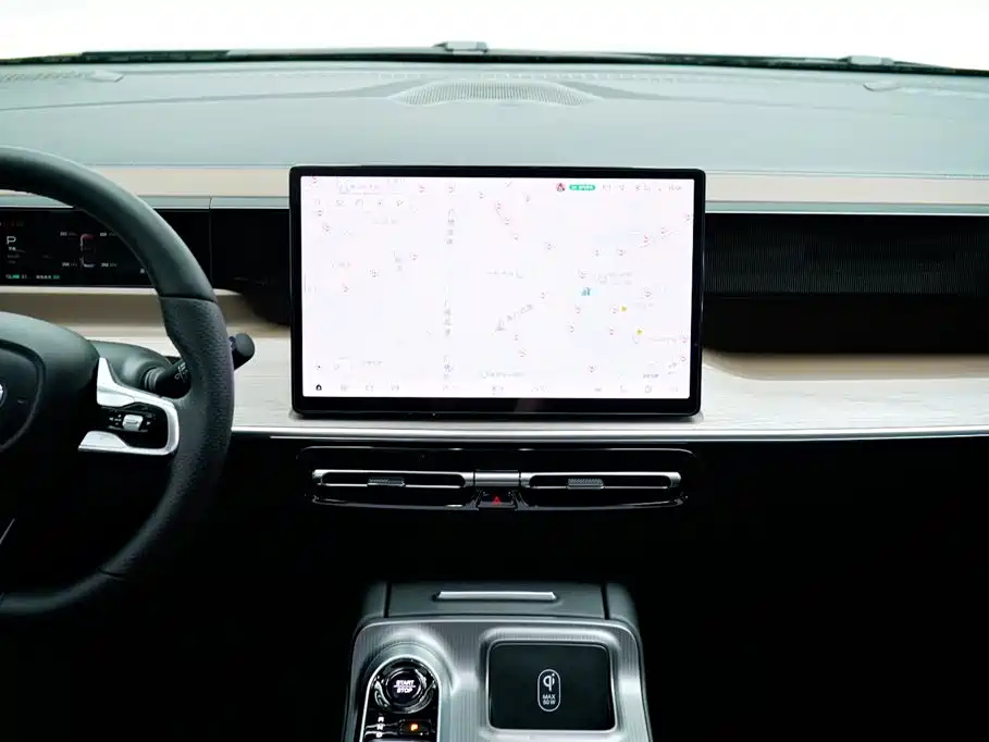 TRUMPCHI E8 NEW ENERGY 2024