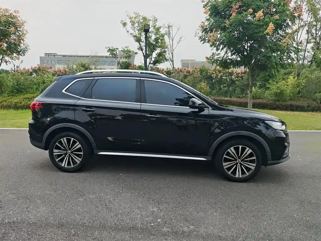 ROEWE RX5 2020