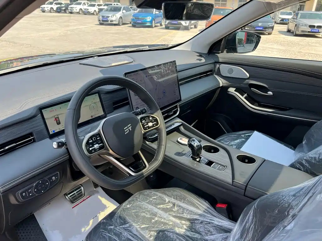 JETOUR SHANHAI L9 2025