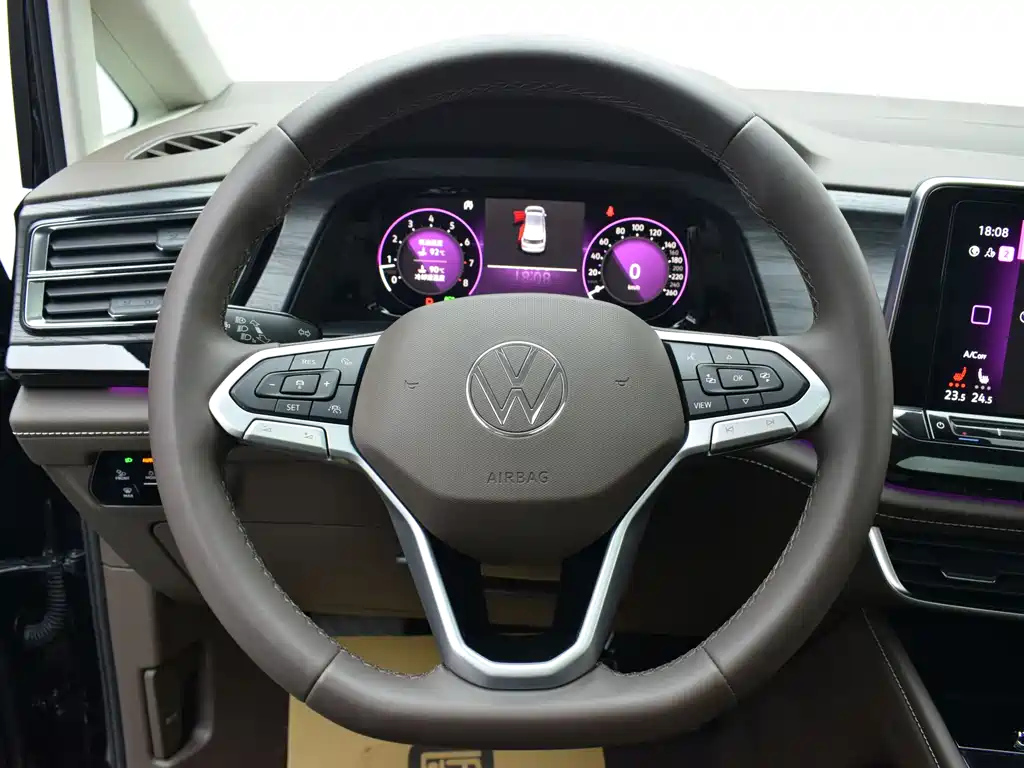 VOLKSWAGEN VILORAN 2024