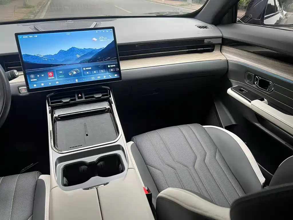 JETOUR SHANHAI L6 2024