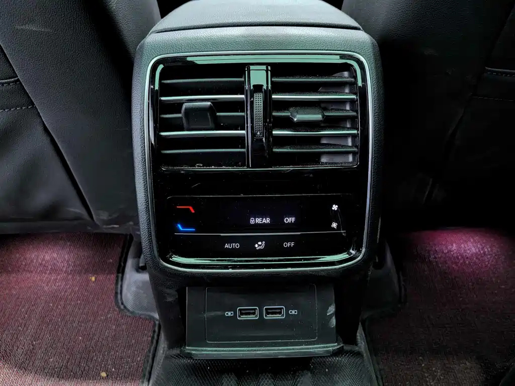 VOLKSWAGEN MAGOTAN GTE PLUG IN HYBRID 2021