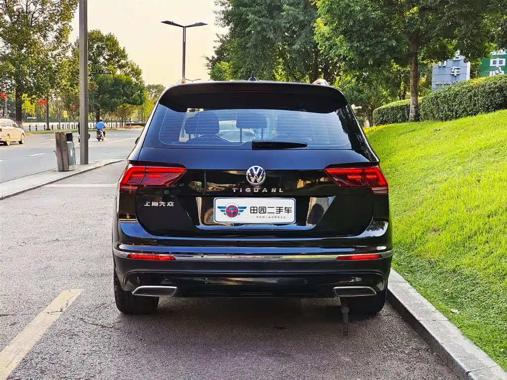 VOLKSWAGEN TIGUAN L 2019