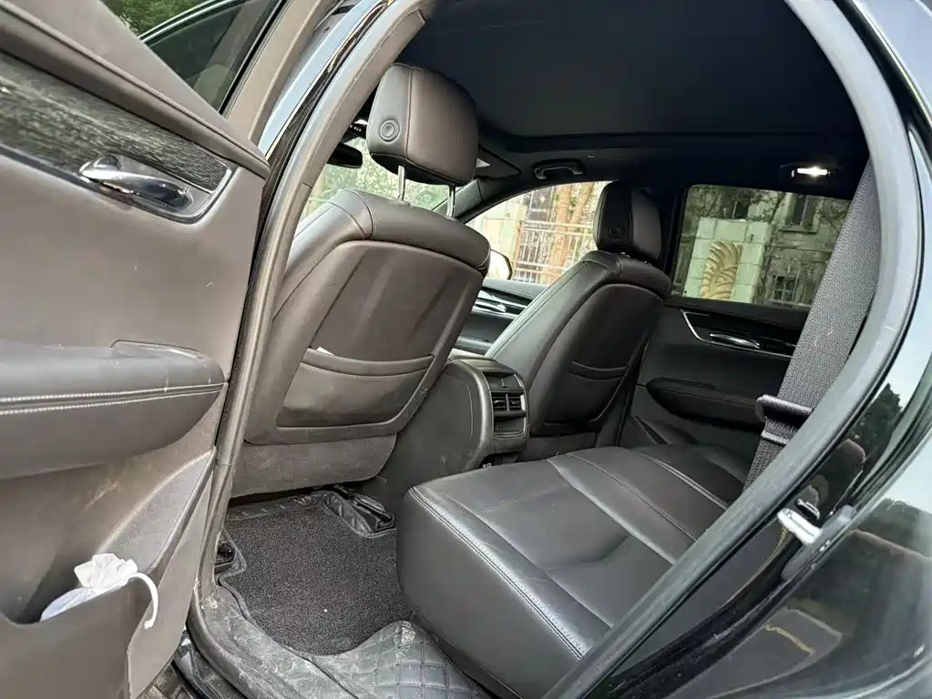 CADILLAC XT5 2019