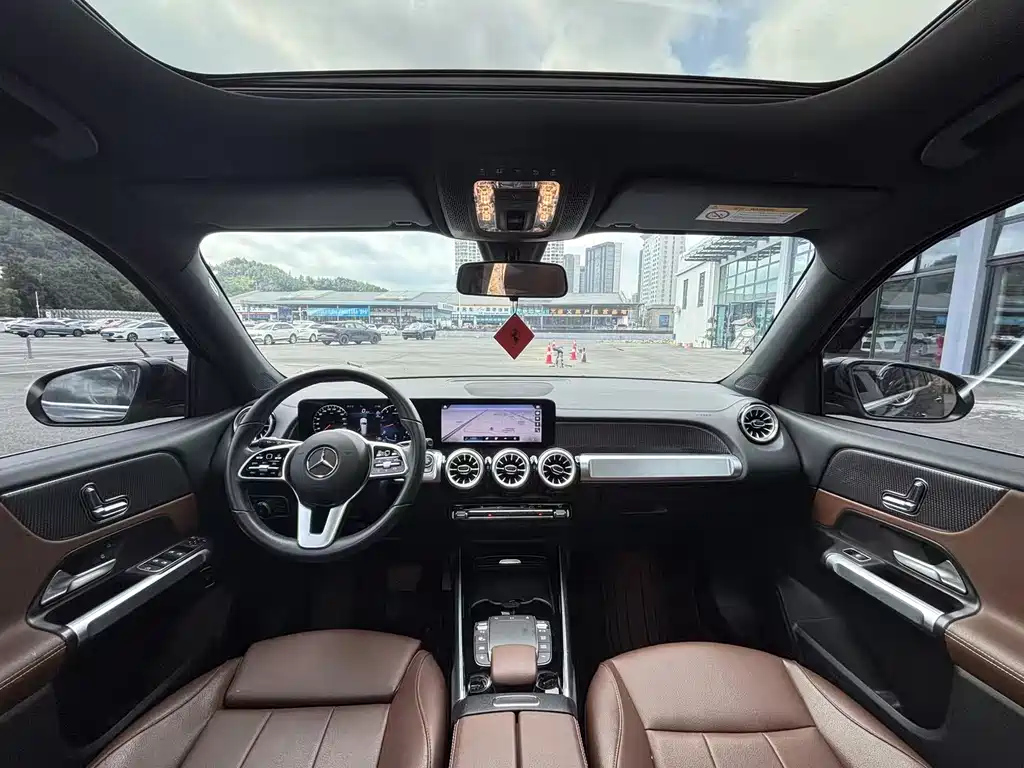 MERCEDES BENZ GLB 2022
