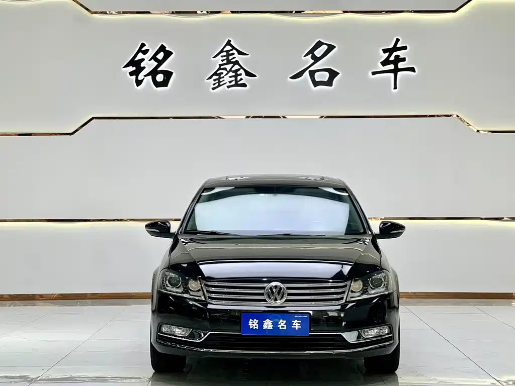 VOLKSWAGEN MAGOTAN 2015