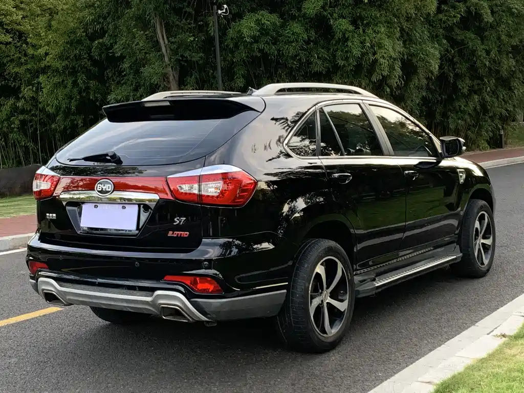 BYD S7 2016