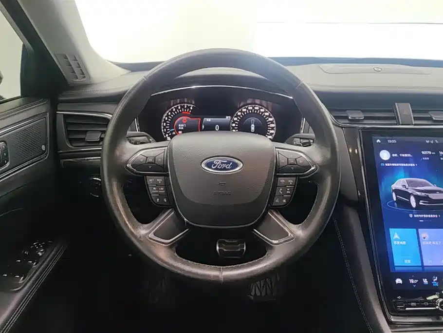 FORD TAURUS 2019