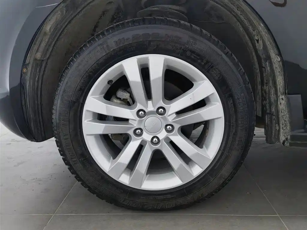 GEELY AUTO GX7 2015